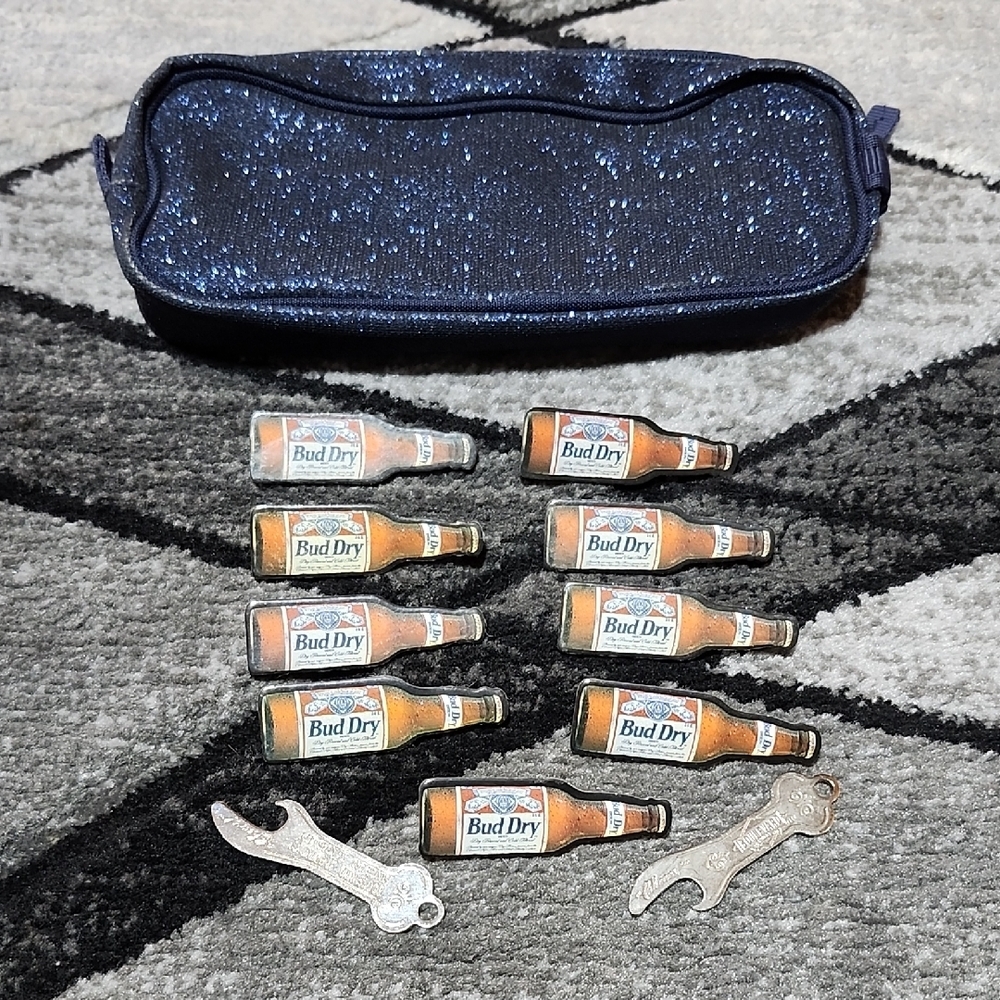 VINTAGE DISCOUNTINUED 9- BUD DRY BOTTLE-SHAPED PINS & 2- METAL BOYLEVARD OPENERS